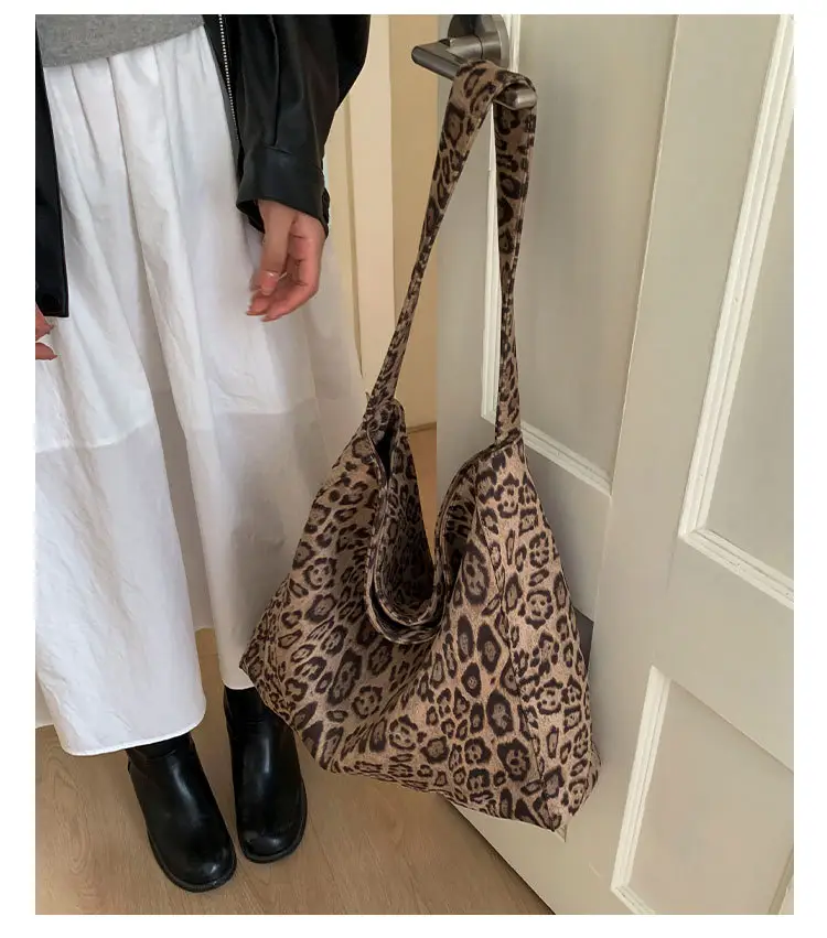 Leopard Print Women's Large Capacity Shoulder Bag — feature 21