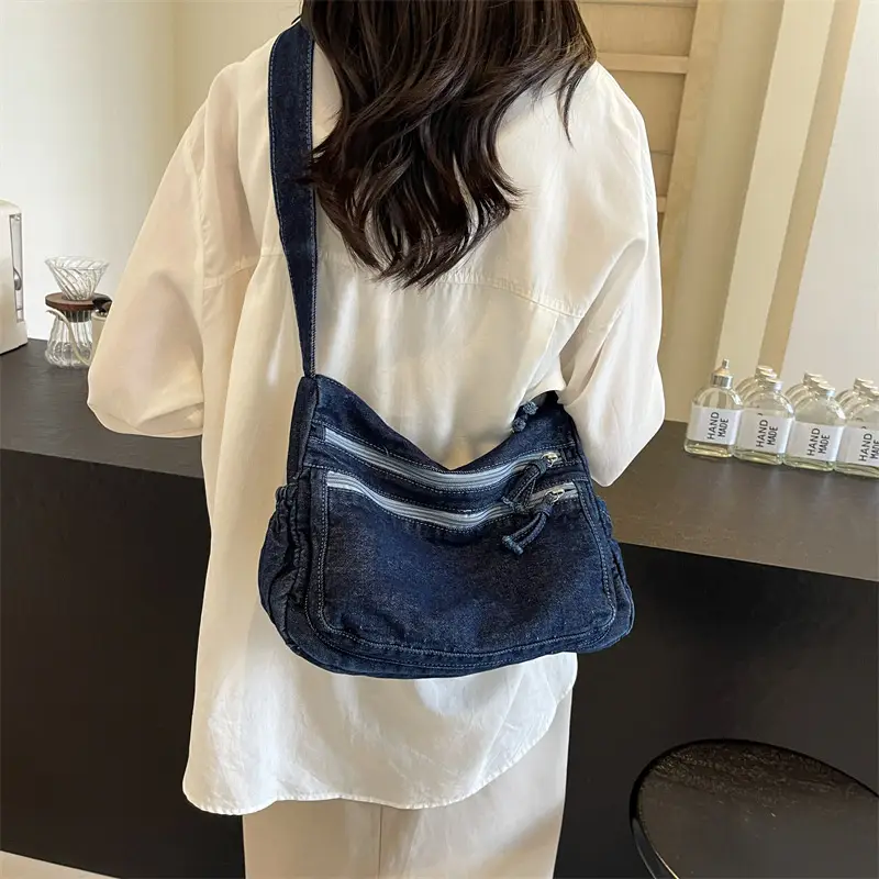 New Korean Style Multi-Pocket Crossbody Bag with Large Capacity - Image 5
