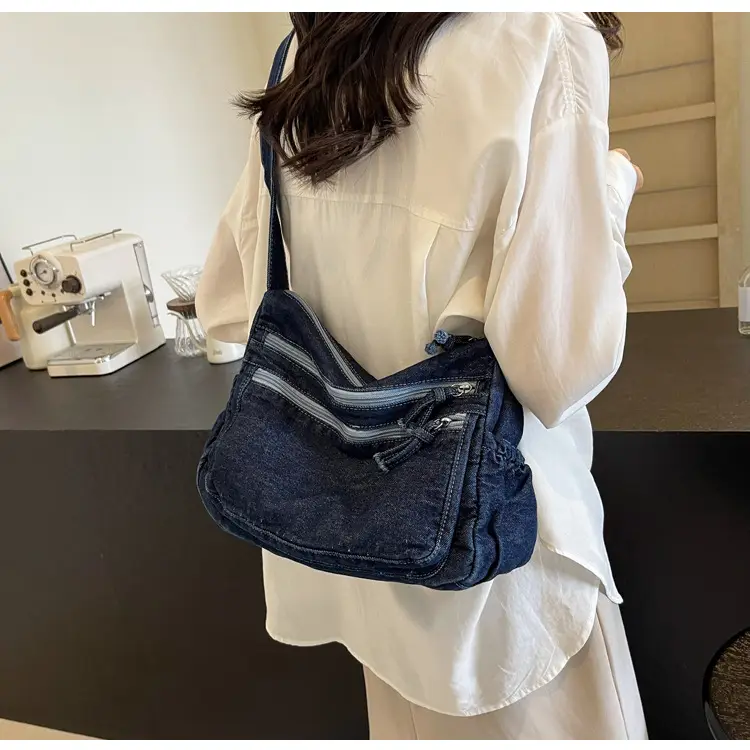 New Korean Style Multi-Pocket Crossbody Bag with Large Capacity — feature 19