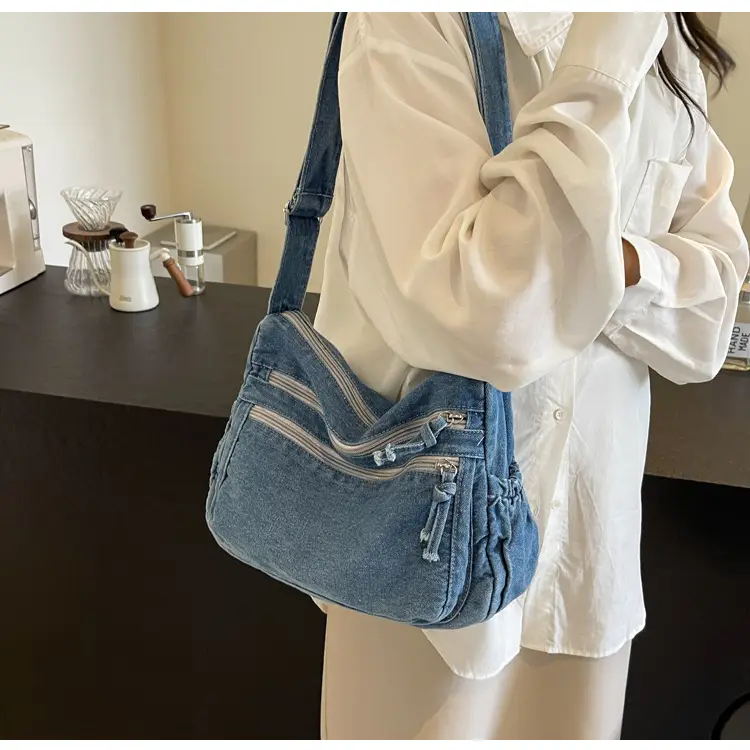 New Korean Style Multi-Pocket Crossbody Bag with Large Capacity — feature 28