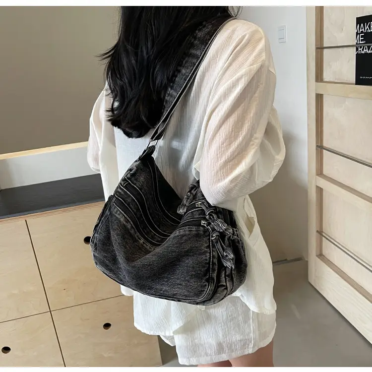 New Korean Style Multi-Pocket Crossbody Bag with Large Capacity — feature 29