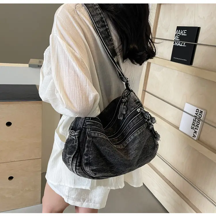 New Korean Style Multi-Pocket Crossbody Bag with Large Capacity — feature 30
