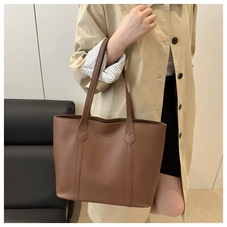 Women's Contrast Stitching Tote Bag Large Capacity Leather Goods — feature 30