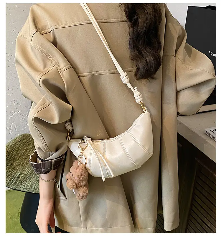 Retro Brown Crossbody Bag with Bear Charm — feature 2