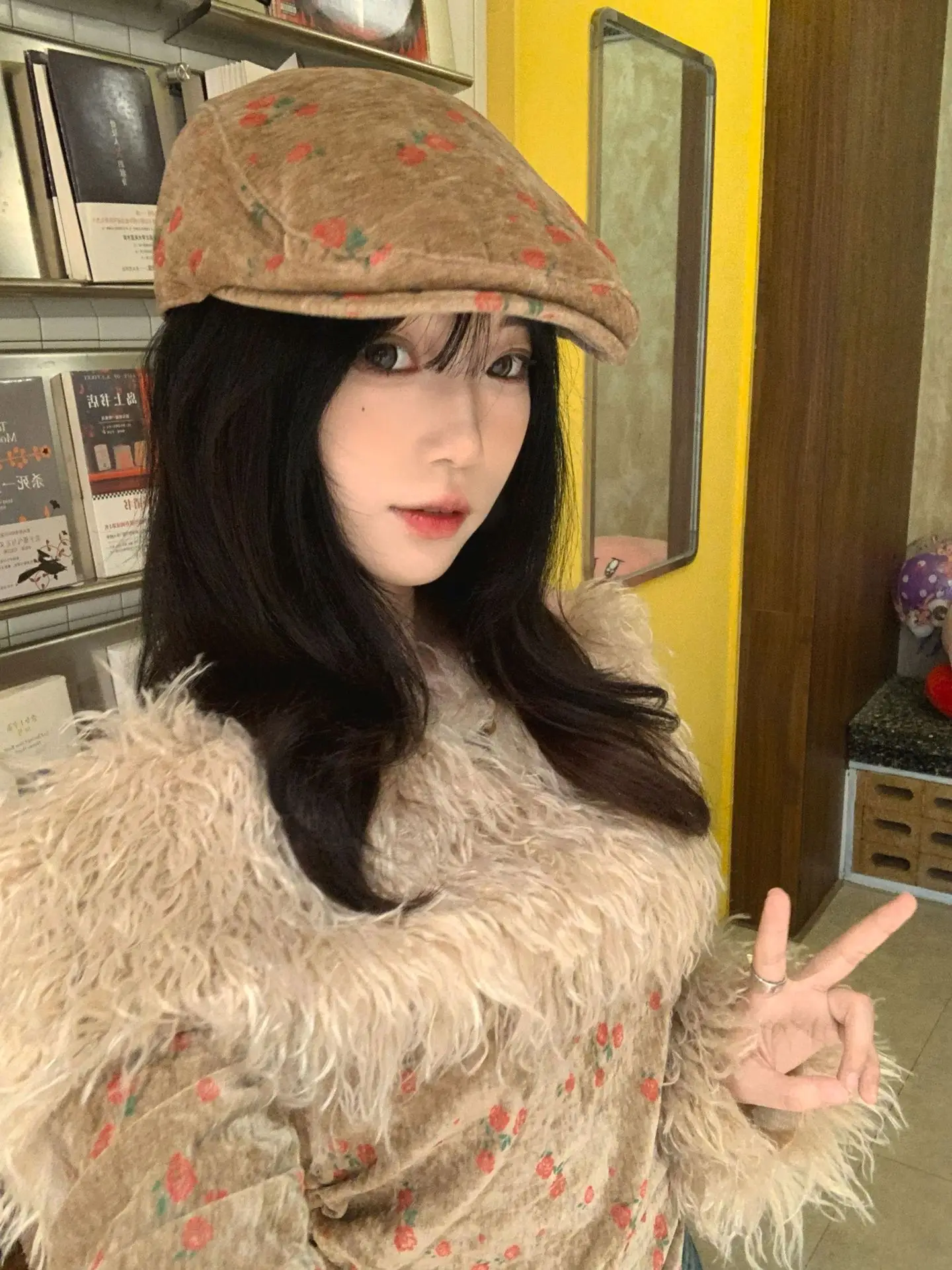 Retro Rose Forward Hat for Women Japanese Style — feature 7