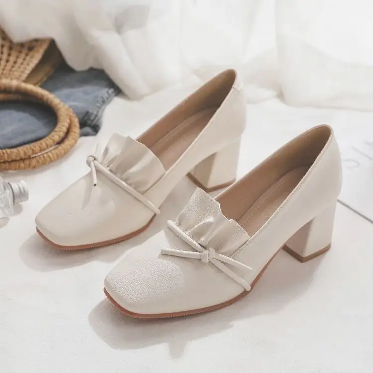 High-Heeled Mary Jane Shoes for Women 2025 New Style Small Fragrant Style Versatile Thick Heel One-Leg Pearl Buckle French Shoes for Women — feature 1