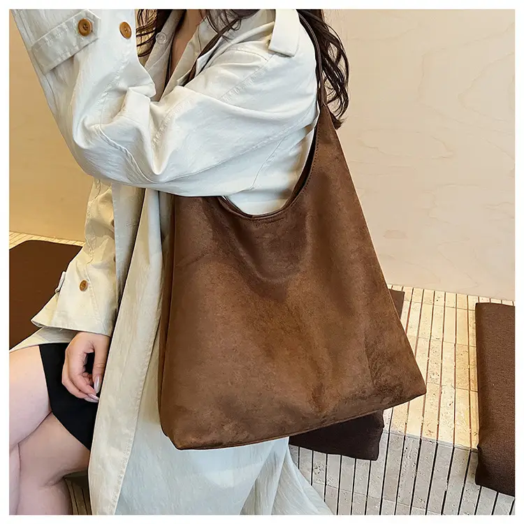 Retro Niche Suede Armpit Bag Women 2025 — feature 12
