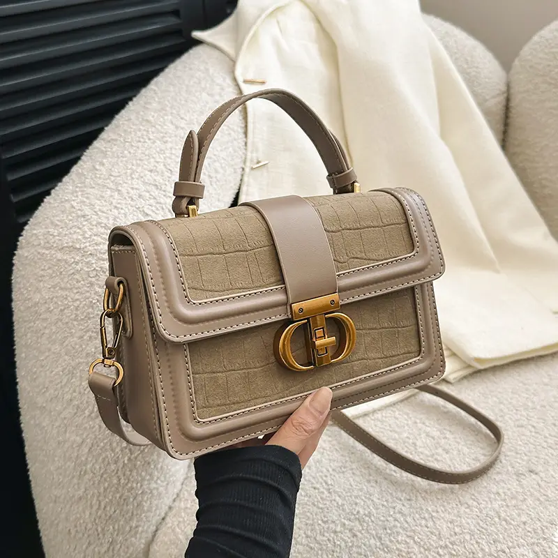Women's New Retro Square Shoulder Bag Brown Leather