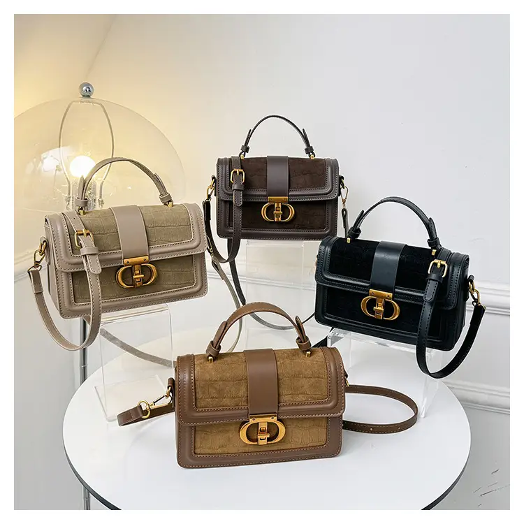 Women's New Retro Square Shoulder Bag Brown Leather — feature 18