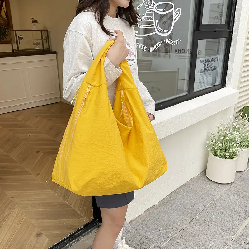 Red Canvas Large Bag for Women Outdoor Carry - Image 8