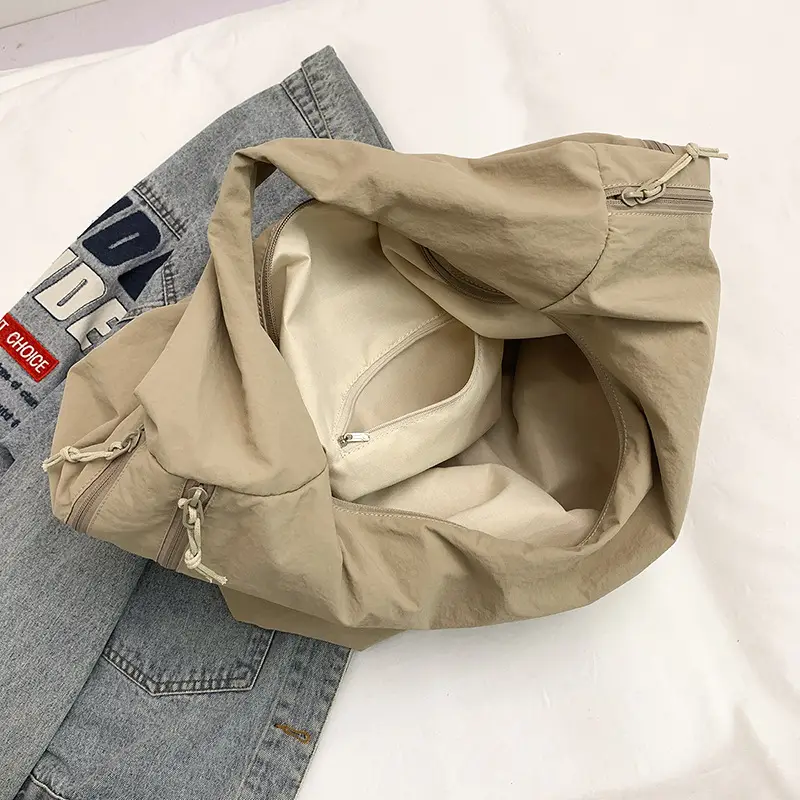 Red Canvas Large Bag for Women Outdoor Carry - Image 10