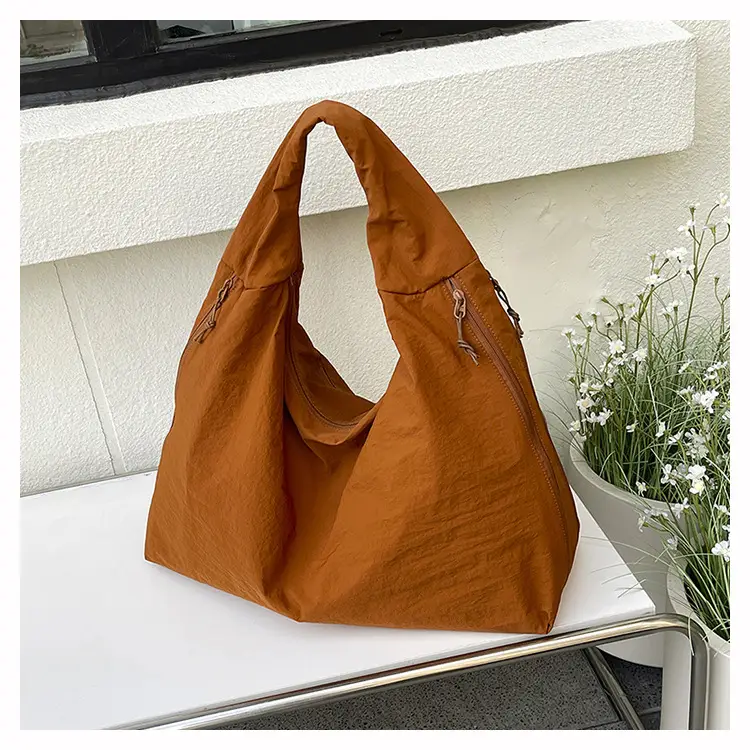 Red Canvas Large Bag for Women Outdoor Carry — feature 28