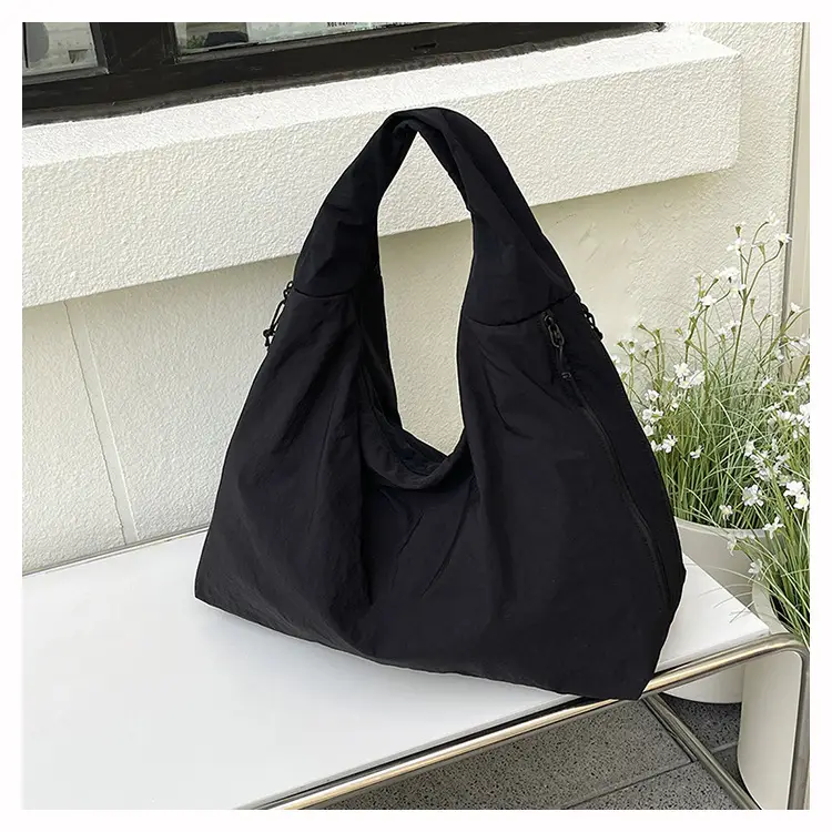 Red Canvas Large Bag for Women Outdoor Carry — feature 29