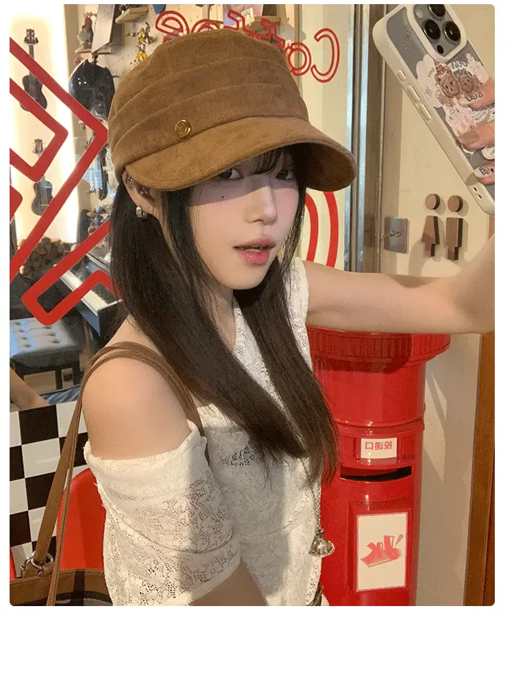 Japanese Style Pleated Duckbill Hat for Women Maroon — feature 13