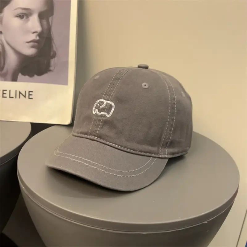 Japanese Retro Baseball Cap for Women with Sunshade - Image 8