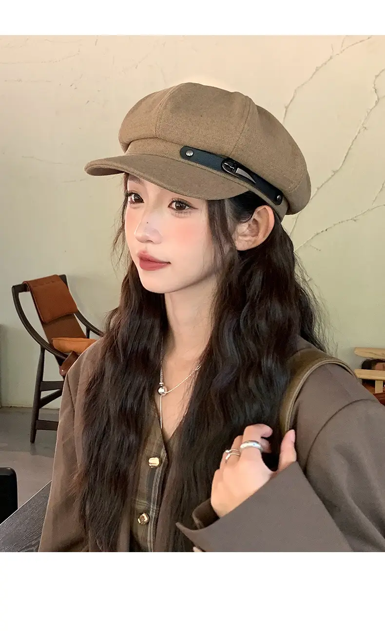 Vintage British Belt Buckle Duckbill Beret for Women — feature 14