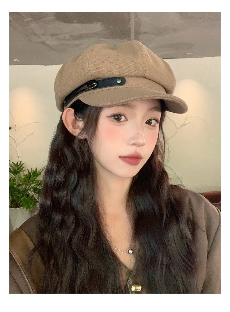 Vintage British Belt Buckle Duckbill Beret for Women — feature 6