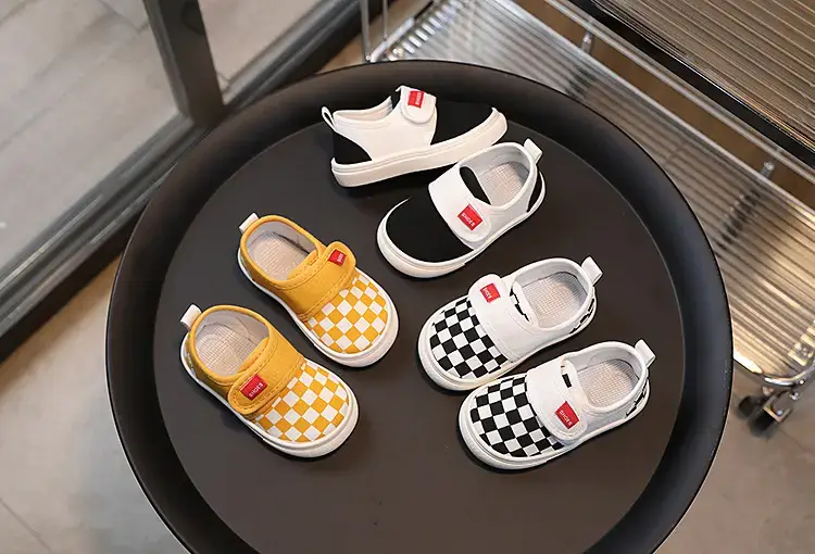 Children's Checkered Canvas Slip-On Shoes for Kids — feature 1