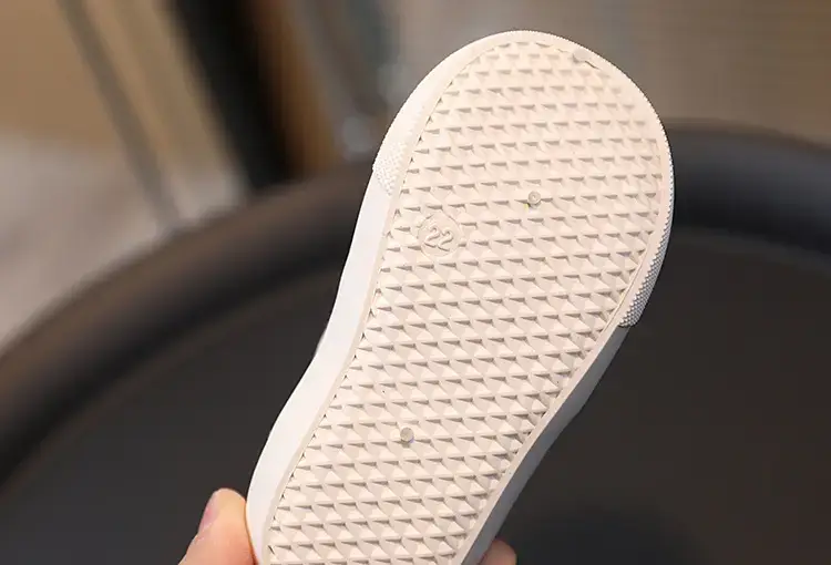 Children's Checkered Canvas Slip-On Shoes for Kids — feature 17