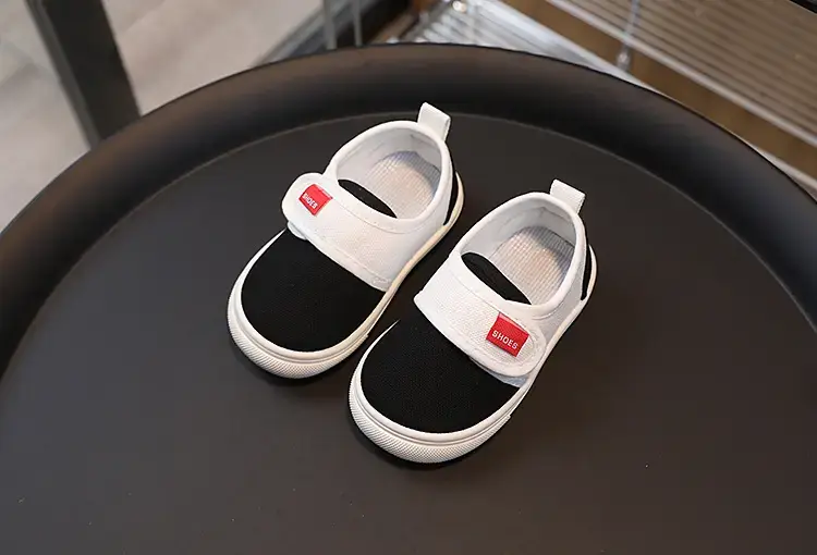 Children's Checkered Canvas Slip-On Shoes for Kids — feature 3