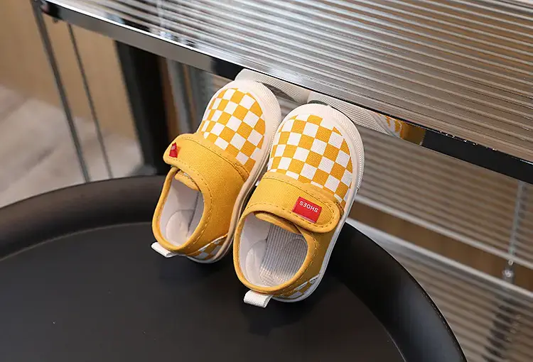 Children's Checkered Canvas Slip-On Shoes for Kids — feature 6