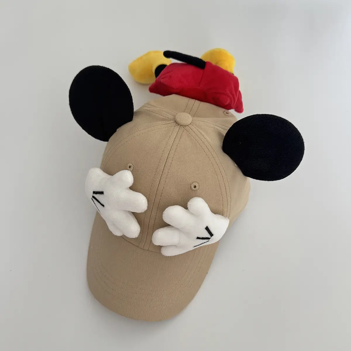 Mickey Mouse Sun Hat for Kids with Yellow Gloves — feature 13