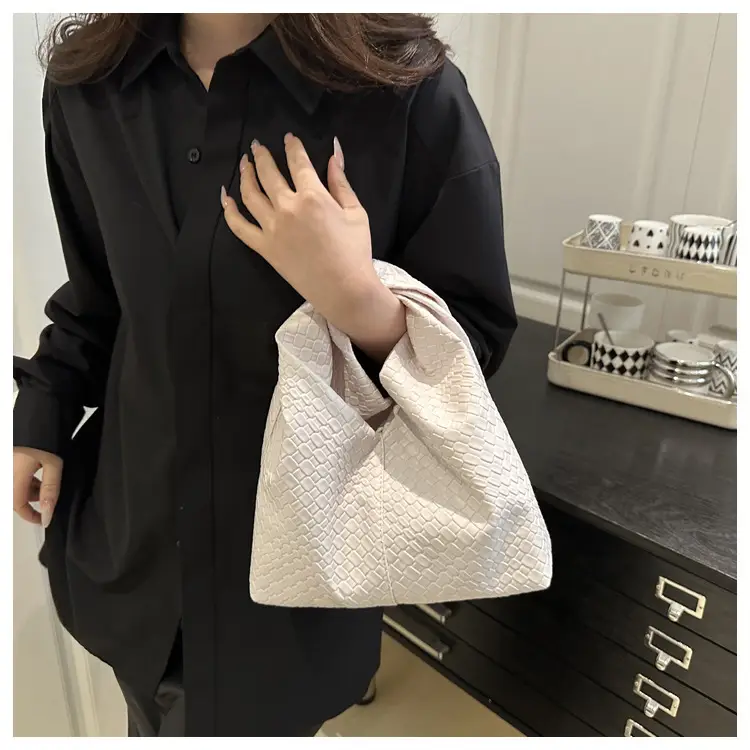 Retro Woven Shoulder Handheld Tote Bag Black White Maroon — feature 13