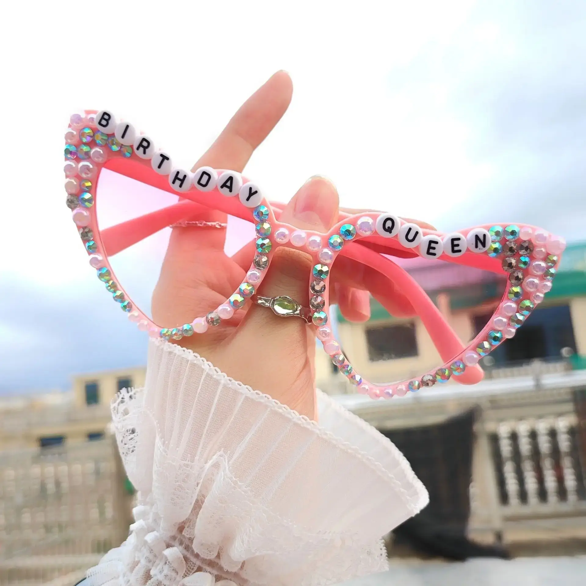 Women's Heart-Shaped Birthday Sunglasses with Pearl Beads - Image 4