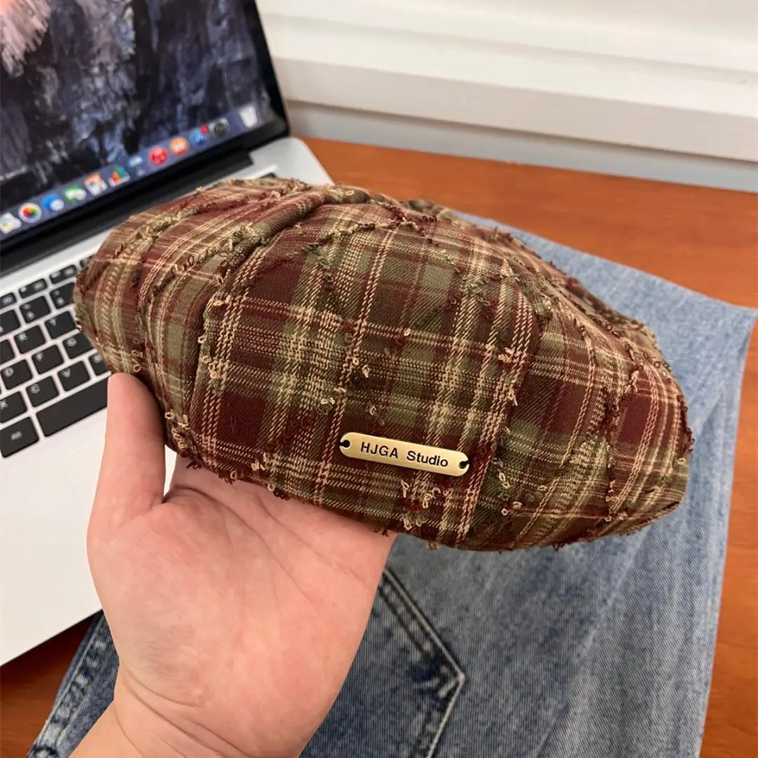 Women Plaid Beret Face Cap Retro British Newsboy Forward — feature 22