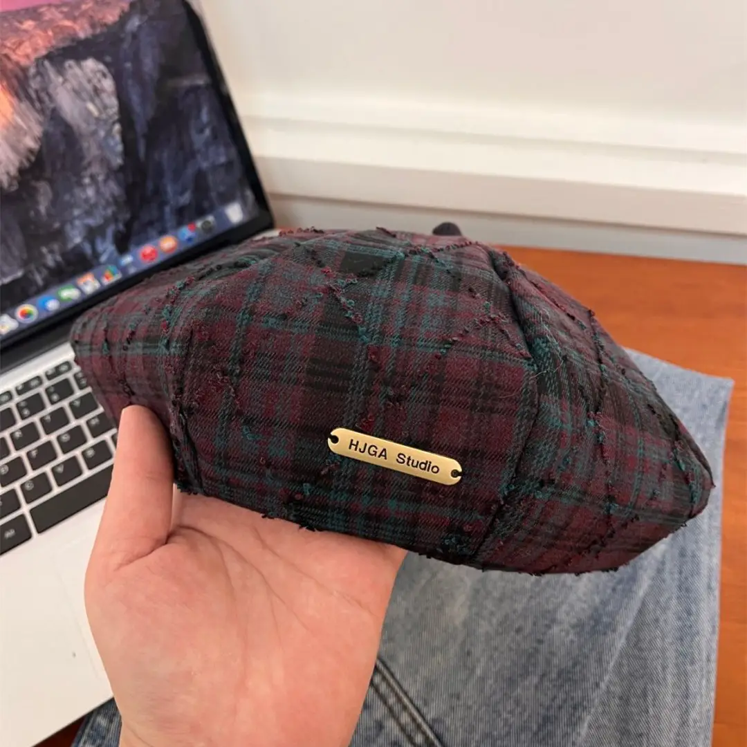 Women Plaid Beret Face Cap Retro British Newsboy Forward — feature 23
