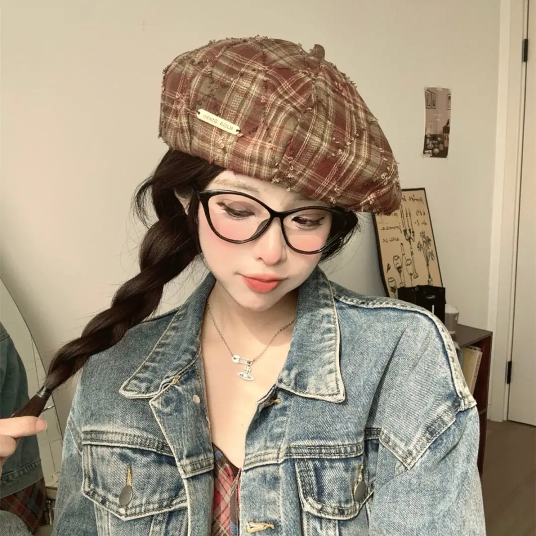 Women Plaid Beret Face Cap Retro British Newsboy Forward — feature 7