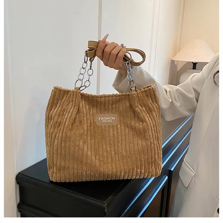 Large Capacity Corduroy Chain Shoulder Bag Women — feature 16