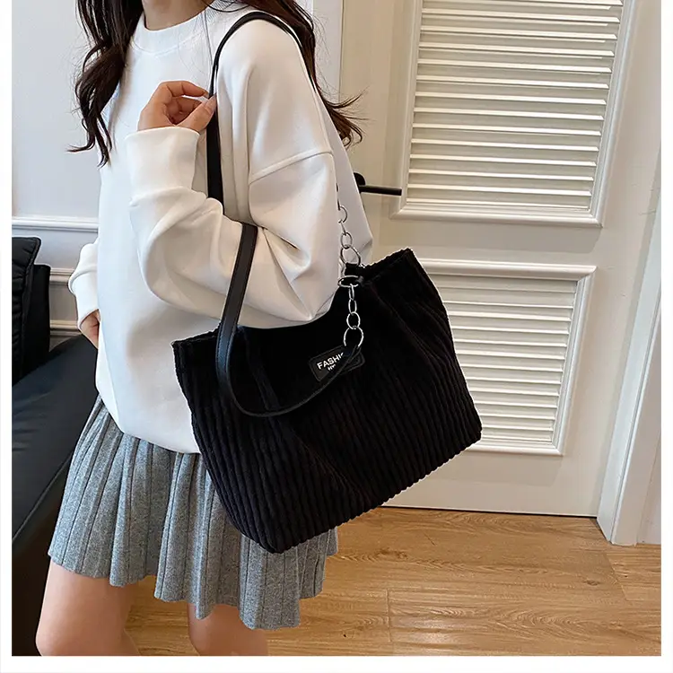 Large Capacity Corduroy Chain Shoulder Bag Women — feature 9