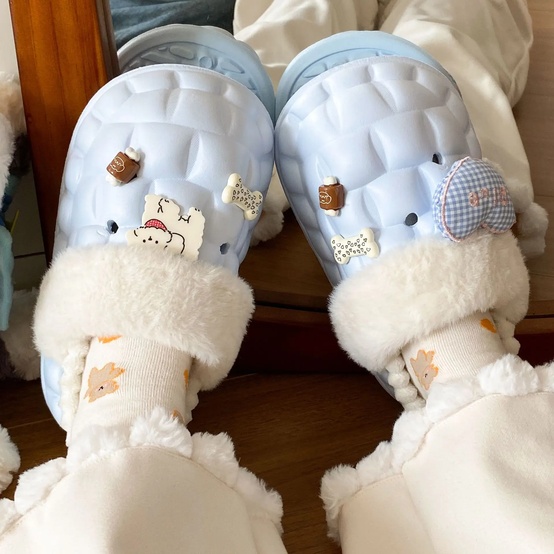 Winter Velvet Cotton Slippers for Women Blue White