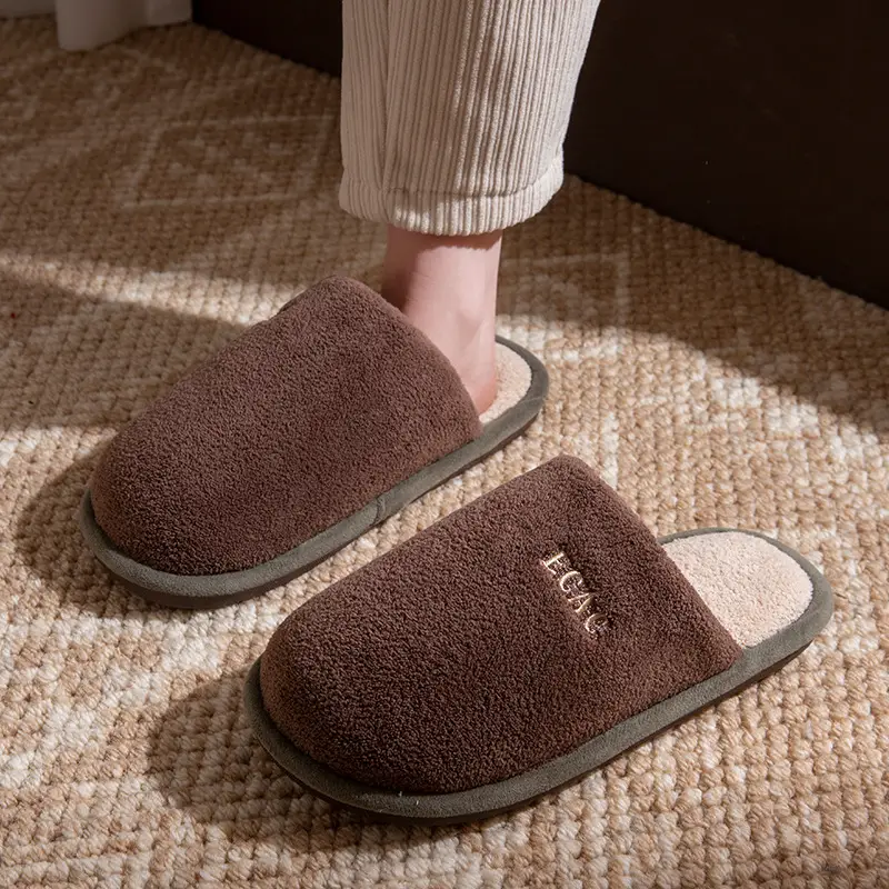 2025 New Cotton Slippers for Women, Winter Home Use, Indoor Couples, Thick-Soled Non-Slip Warm Woolen Cotton Slippers for Men