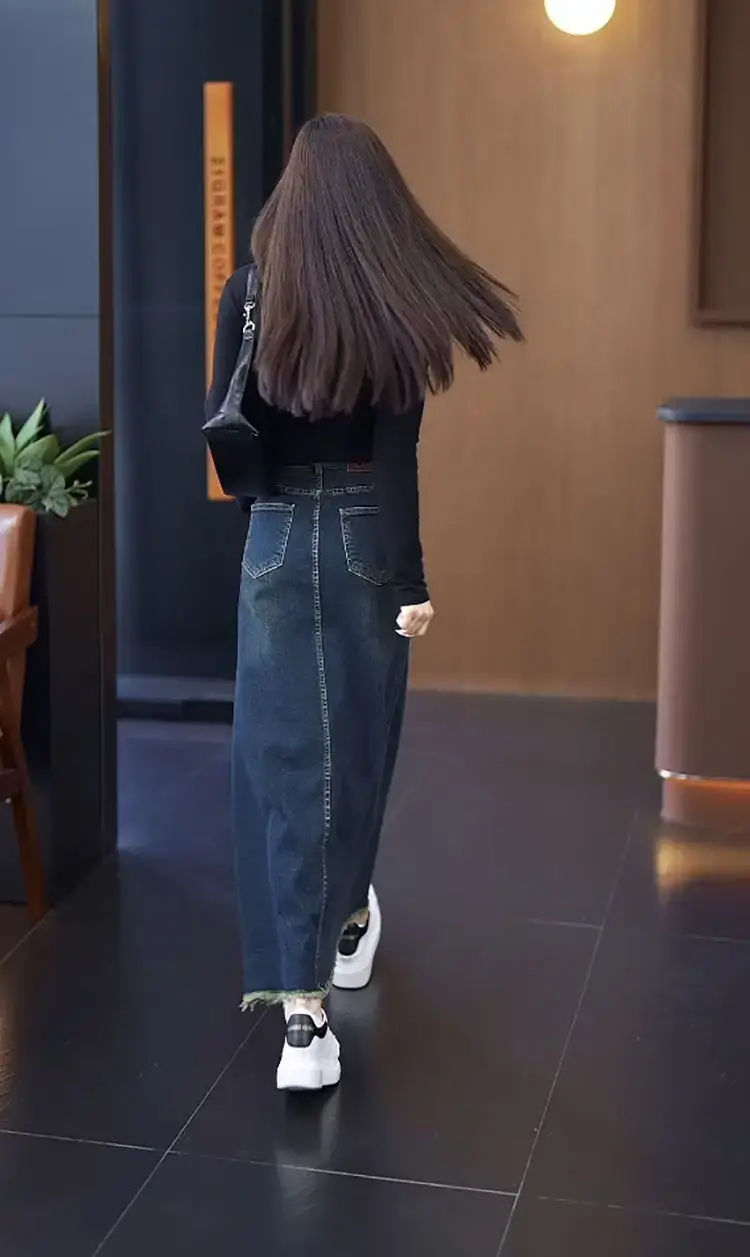 Women A-Line Dark Blue Denim Skirt 2025 — feature 10
