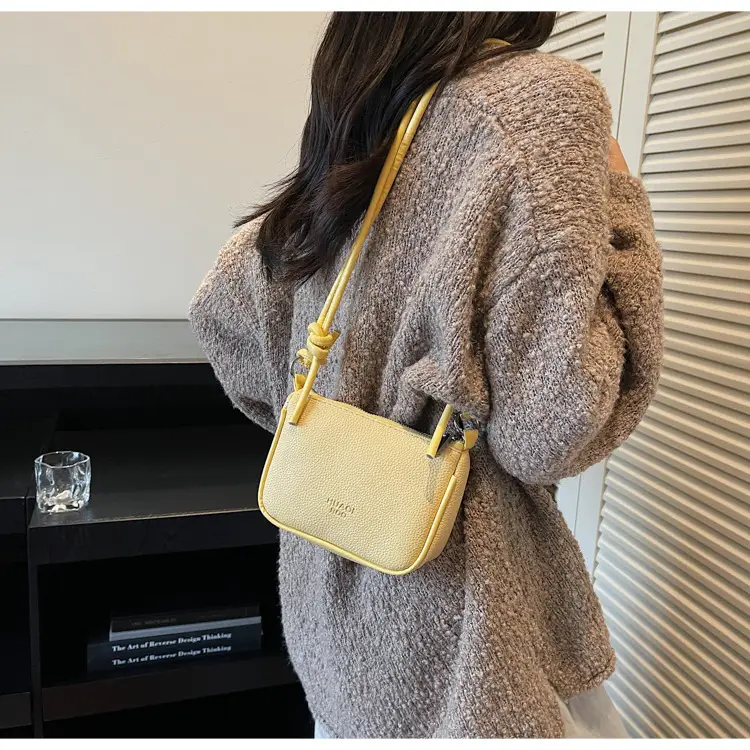 Women's White Textured Square Shoulder Bag 2025 — feature 14