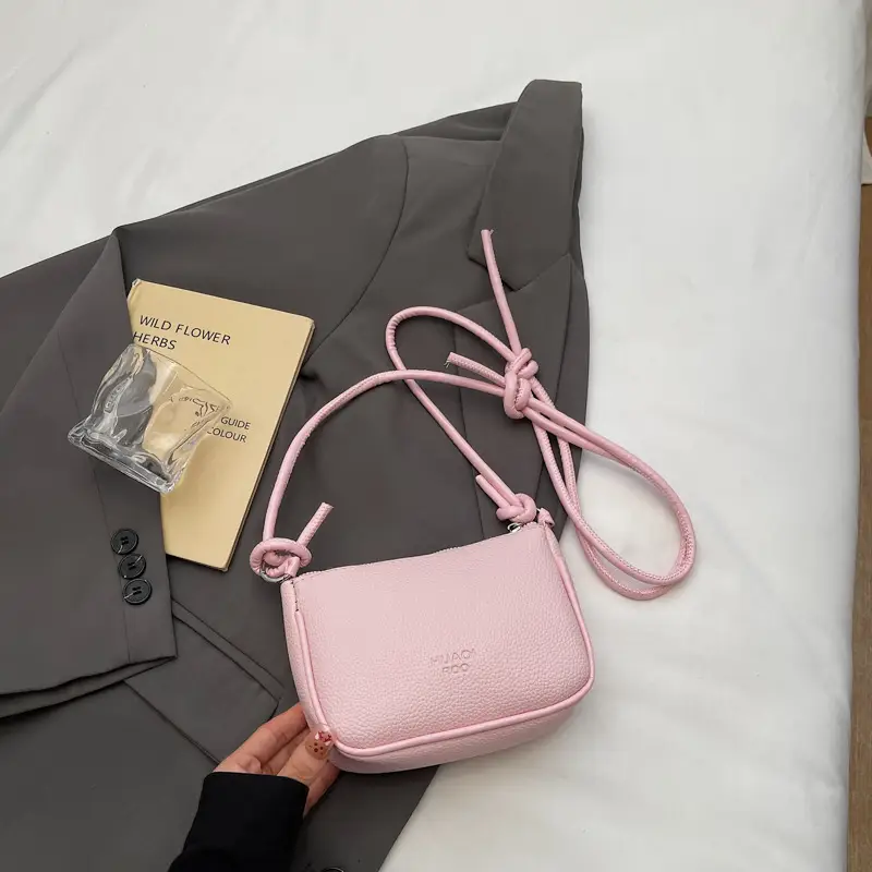 Women's White Textured Square Shoulder Bag 2025 - Image 3