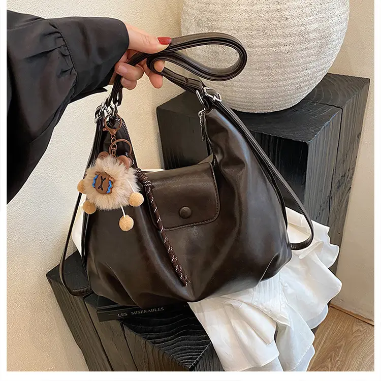 Retro Brown Leather Crossbody Bag for Women - Image 4