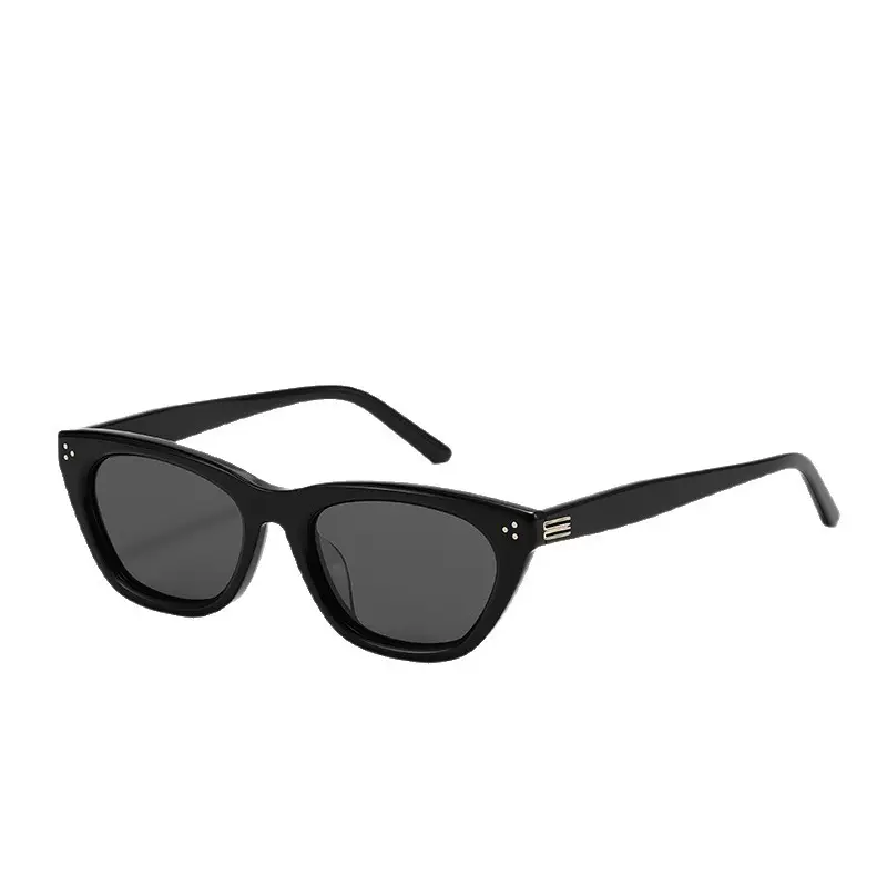 Wang Jia Er Cat Eye Sunglasses Black Frame Men Women - Image 15