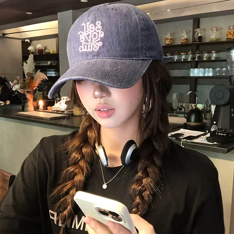 Black Embroidered Baseball Cap for Women 2025 - Image 7