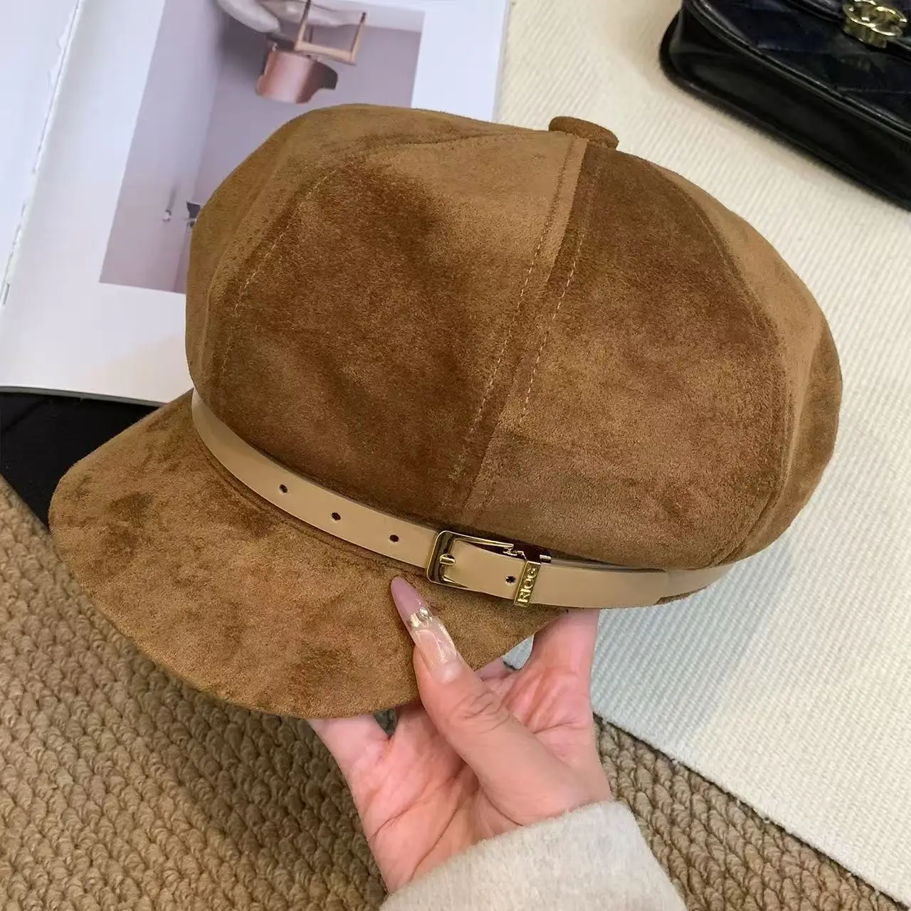 Japanese Retro Brown Duckbill Beret for Women — feature 11