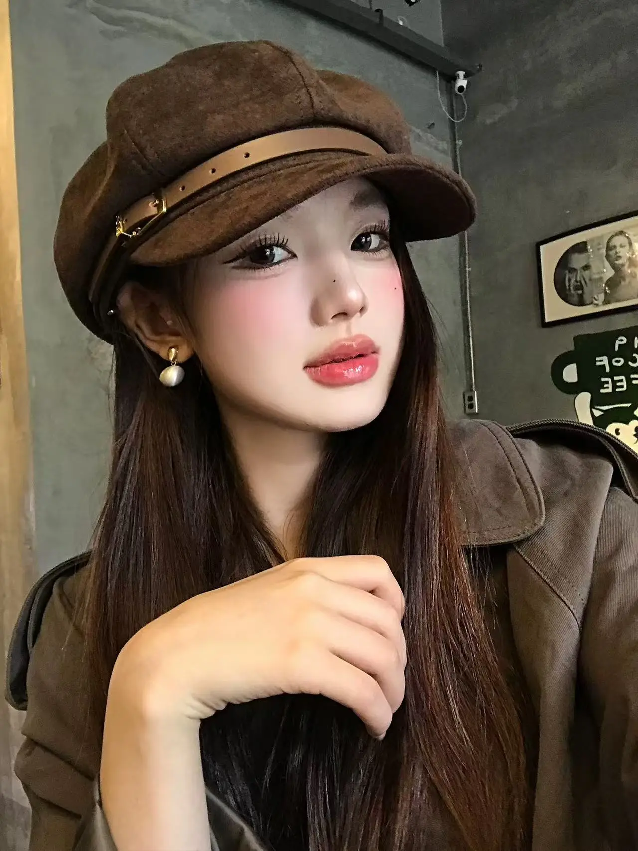 Japanese Retro Brown Duckbill Beret for Women — feature 2