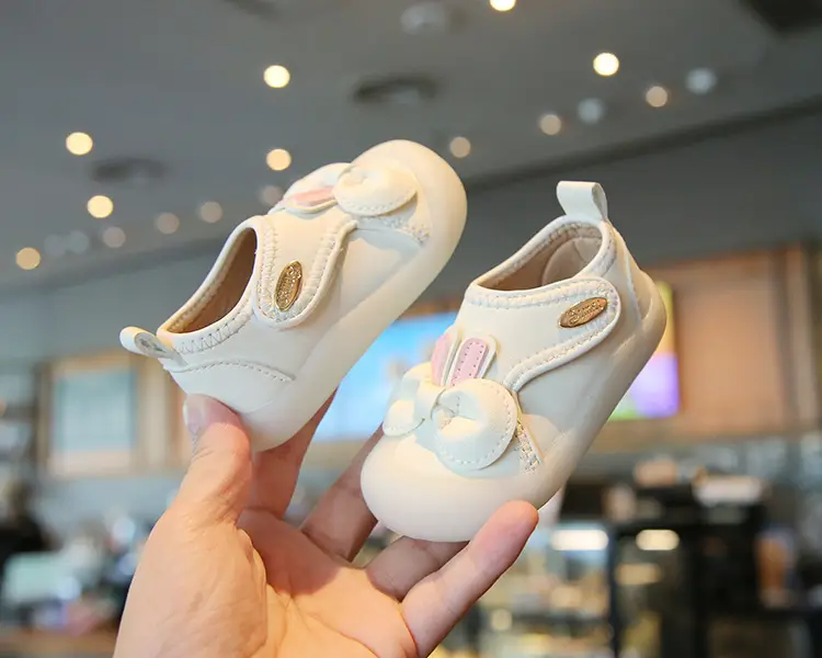 Baby Girl Baby Mesh Shoes Spring and Autum Baby Shoes 1 to 3 Years Old Indoor Soft Sole Anti-Heel Bow Princess Toddler Shoes — feature 2