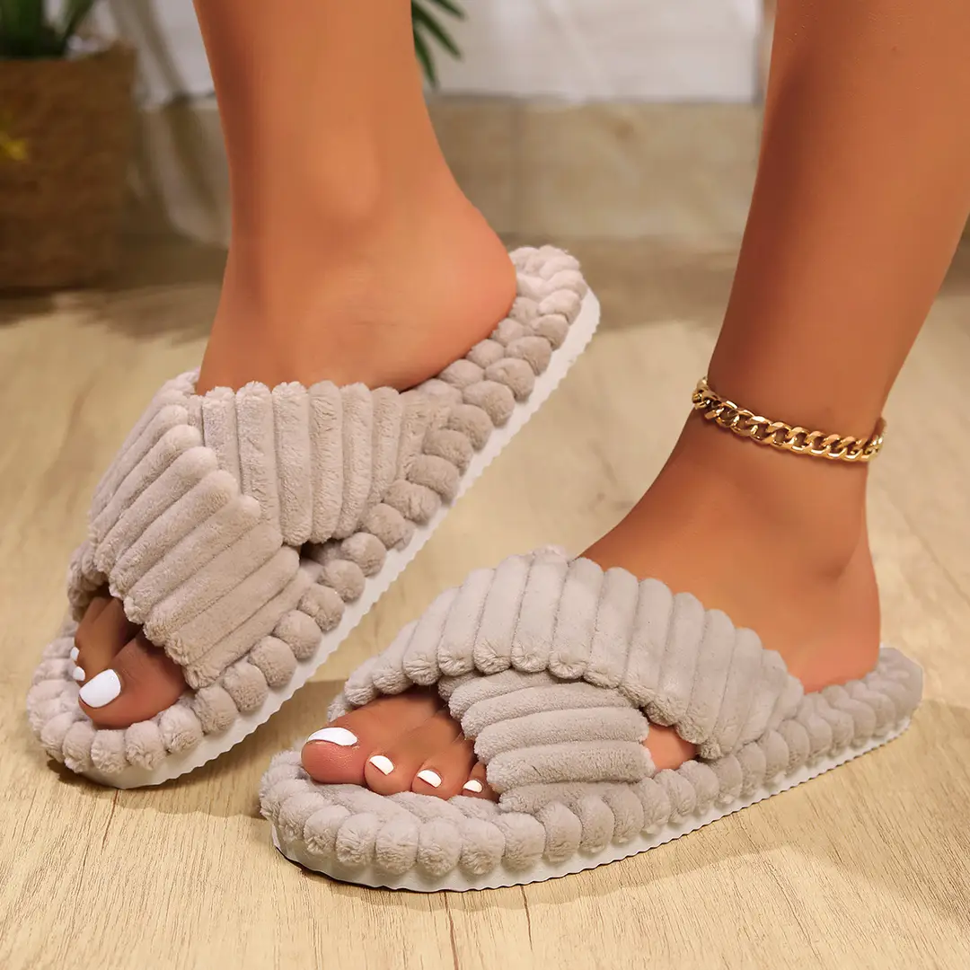 Open-Toe Women's Autumn and Winter Indoor and Outdoor Thick-Soled Warm Plush Maternity Slippers, Open-Toe Cotton Slippers for Women, Foam — feature 10