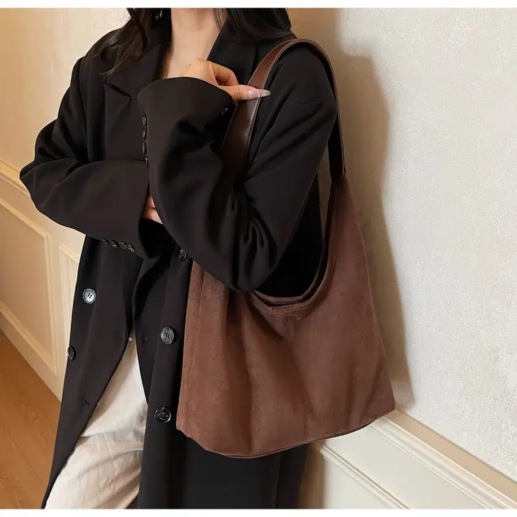 Retro Frosted Single Shoulder Bag Large Capacity — feature 3