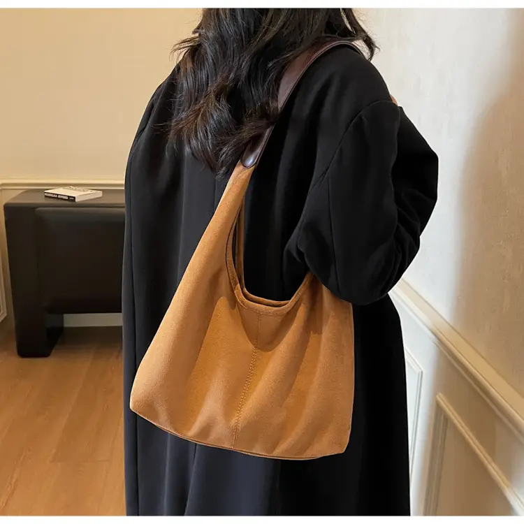 Retro Frosted Single Shoulder Bag Large Capacity — feature 4