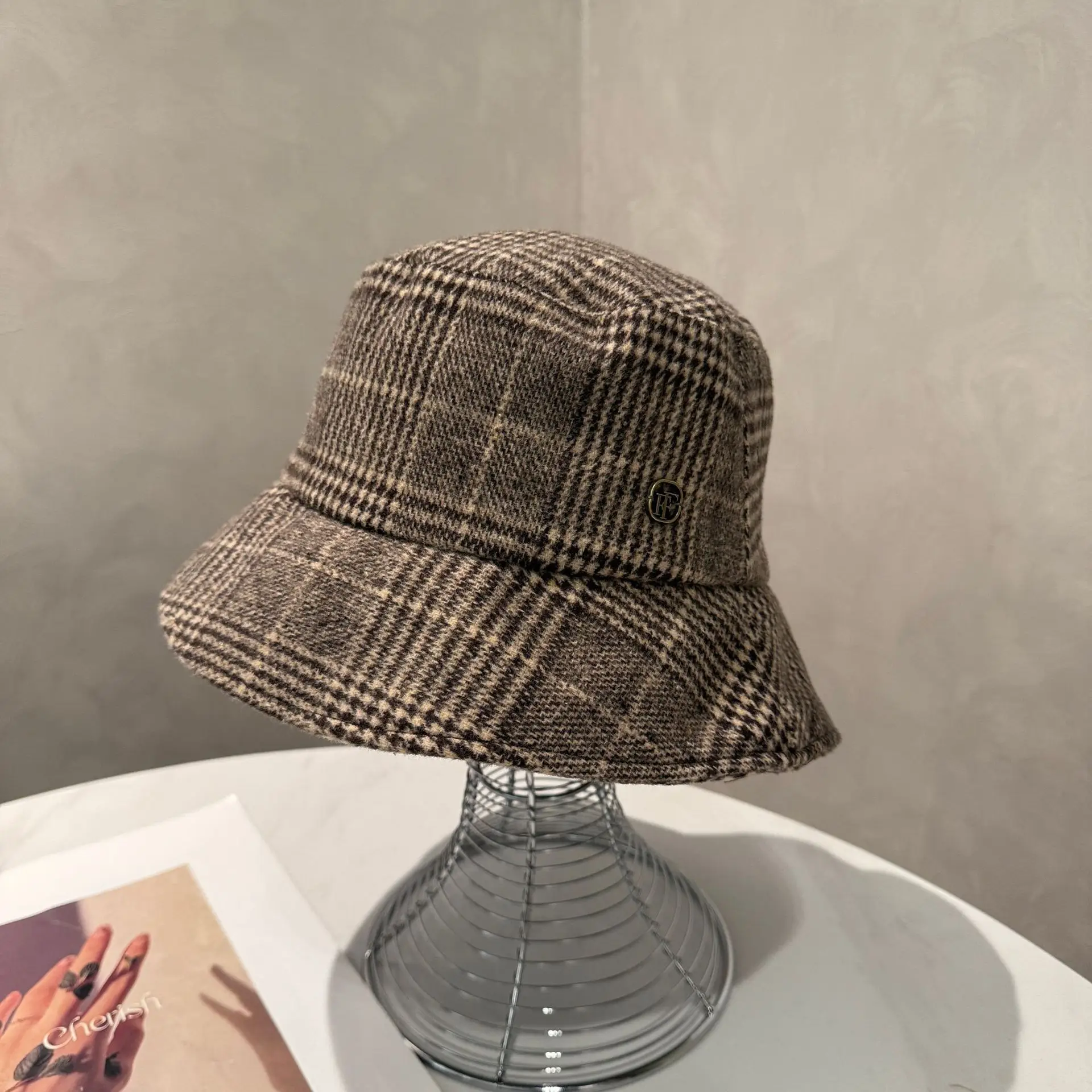 Women Plaid Full-Closure Octagonal Hat - Image 2