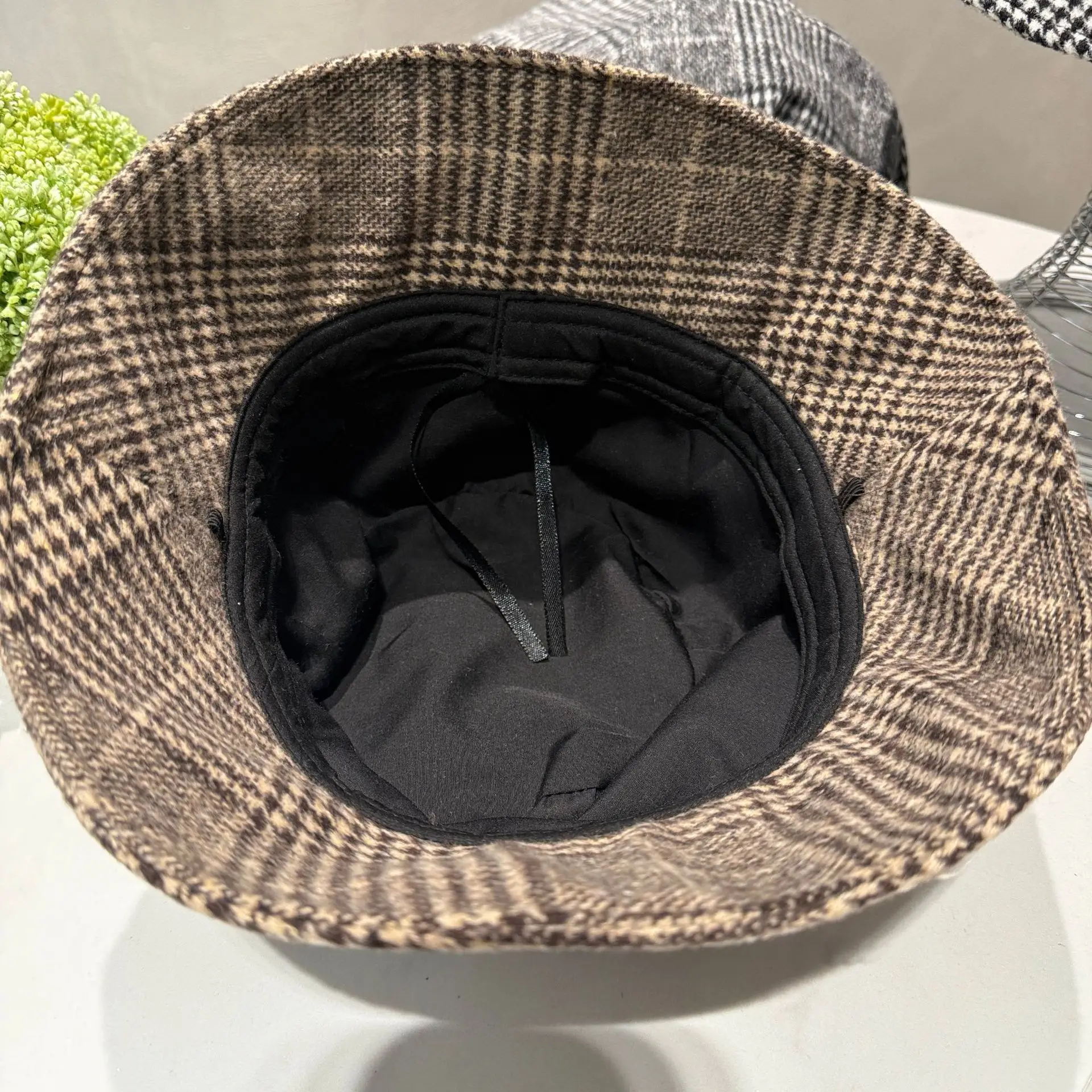 Women Plaid Full-Closure Octagonal Hat — feature 11