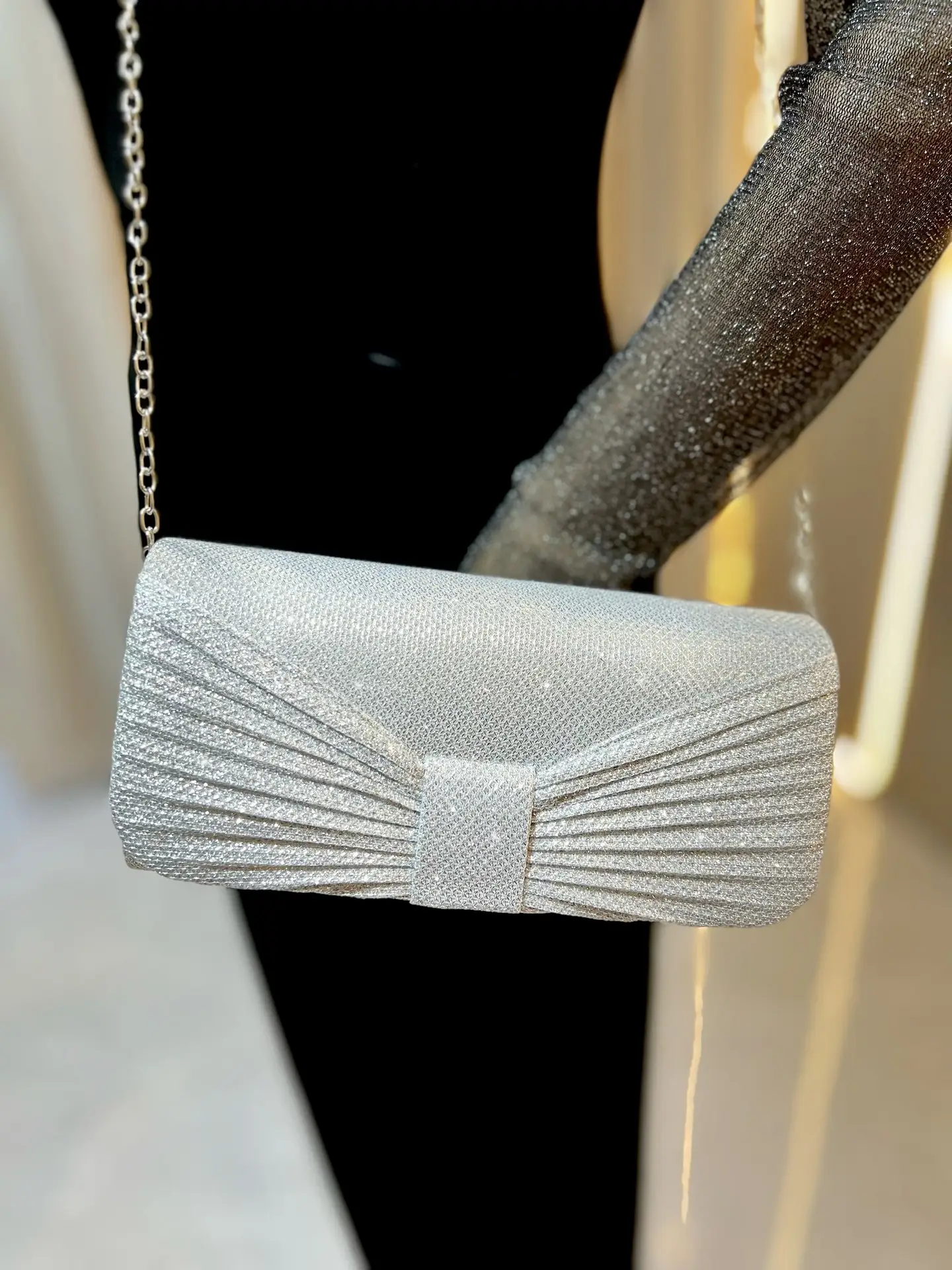 Shiny Chain Crossbody Bag for Ladies — feature 15